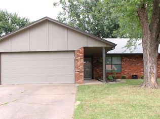 1205 S 30th St, Broken Arrow, OK 74014