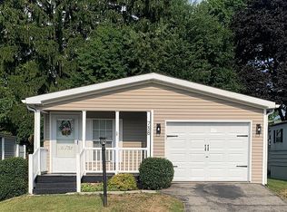 738 Cloverleaf Cir, Delmont, PA 15626