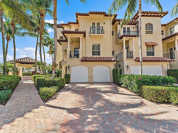 3rd image of 13 Marina Gardens Dr