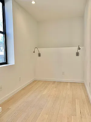 Rented by Oxford Property Group | media 15