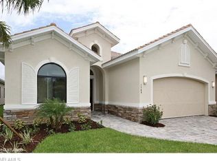 1581 Serrano Cir, Naples, FL 34105