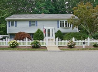 41 Reservoir St, Fall River, MA 02723