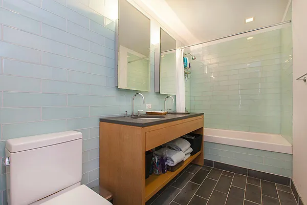 Rented by Keller Williams NYC | media 19