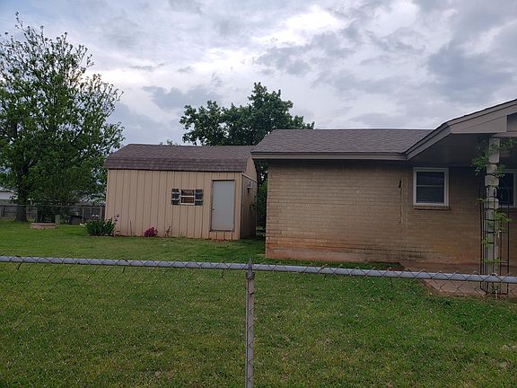 2nd image of 659 W Elder Dr