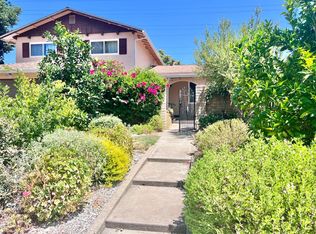 21 Grand Rio Cir, Sacramento, CA 95826