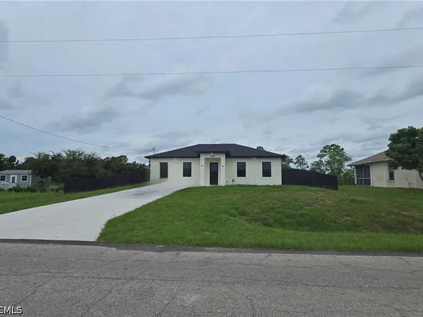 368 Charwood Ave S, Lehigh Acres, FL 33974