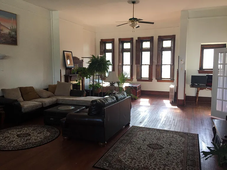 2307 Chapline St #3 — Photo 9