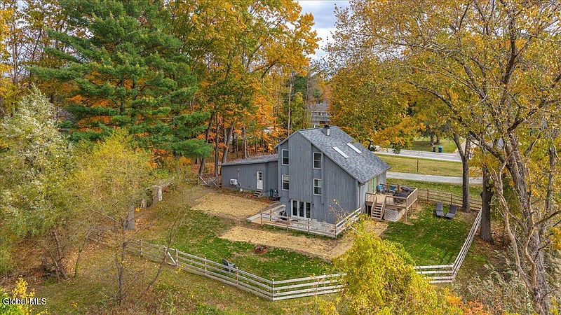 3rd image of 808 Plank Road