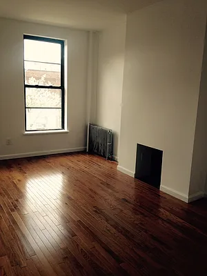 Rented by Towne House Properties | media 8