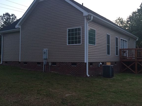 3rd image of 401 Holley Lynn Road