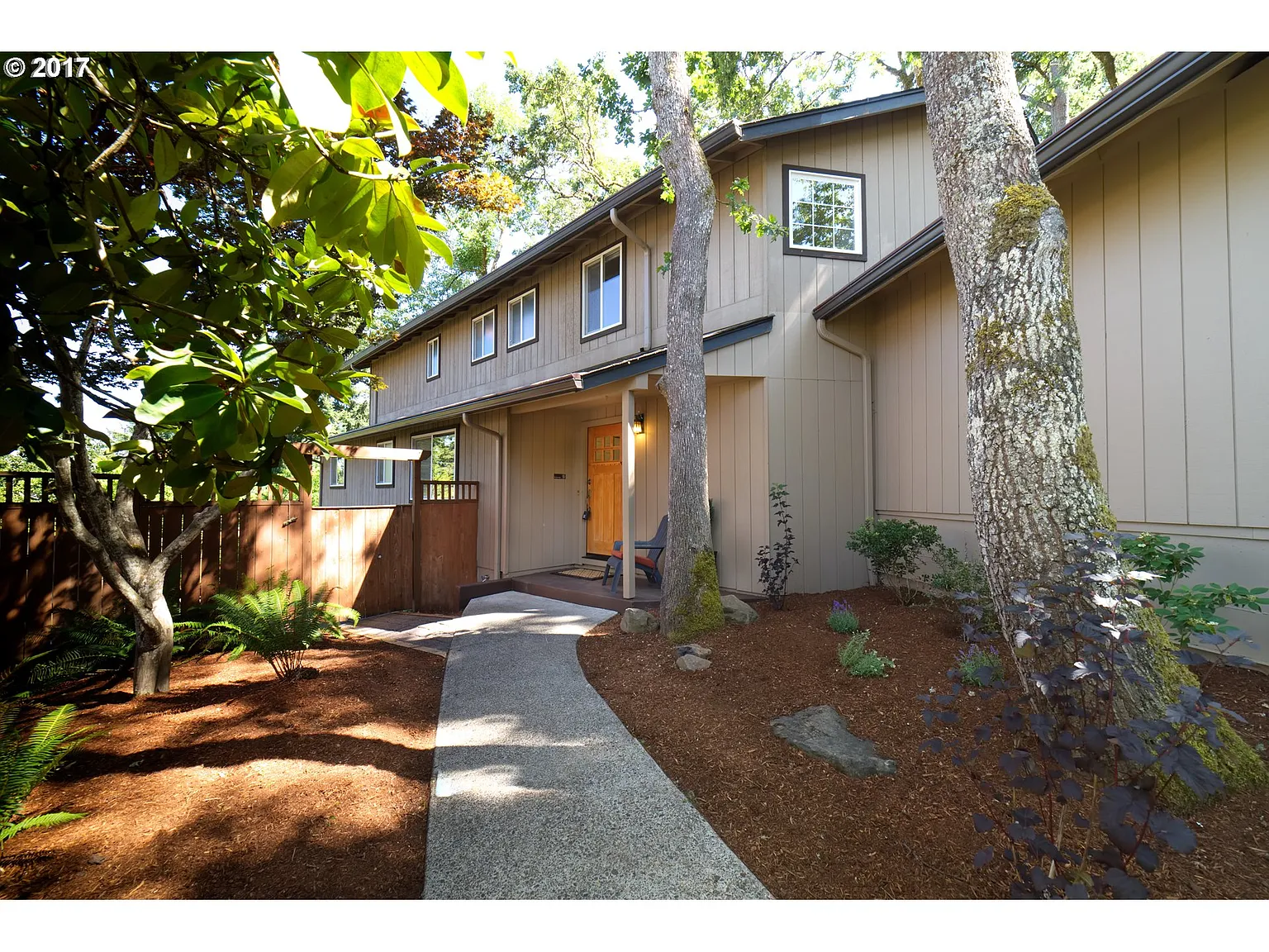 2871 Taylor St photo 1