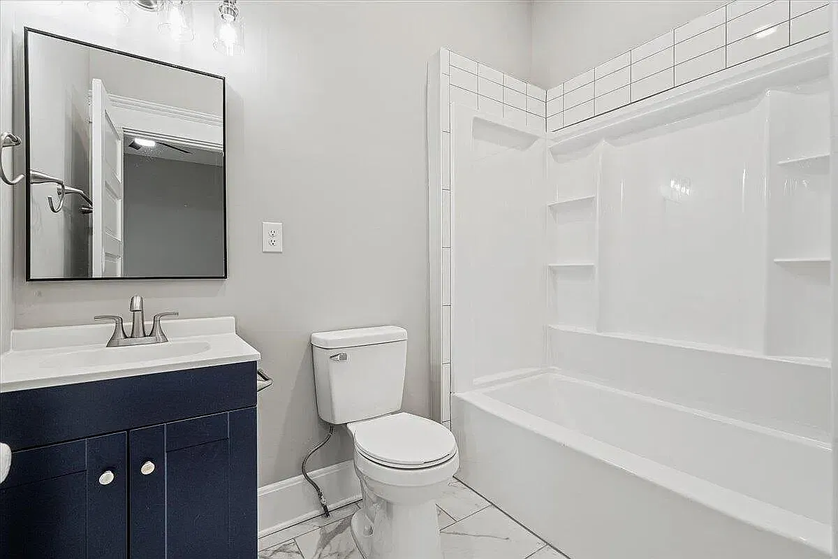 3 bed, 3544 sqft, $1,700 — Photo 4