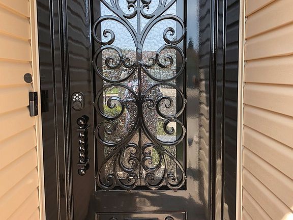 2nd image of 8635 Lamar Ave