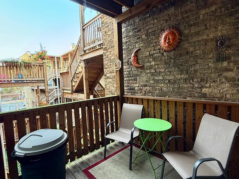 906 W Sunnyside Ave #2A — Photo 18