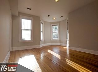 3059 N Leavitt St #2F, Chicago, IL 60618