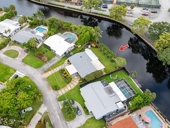 2nd image of 418 NW 20th Street
