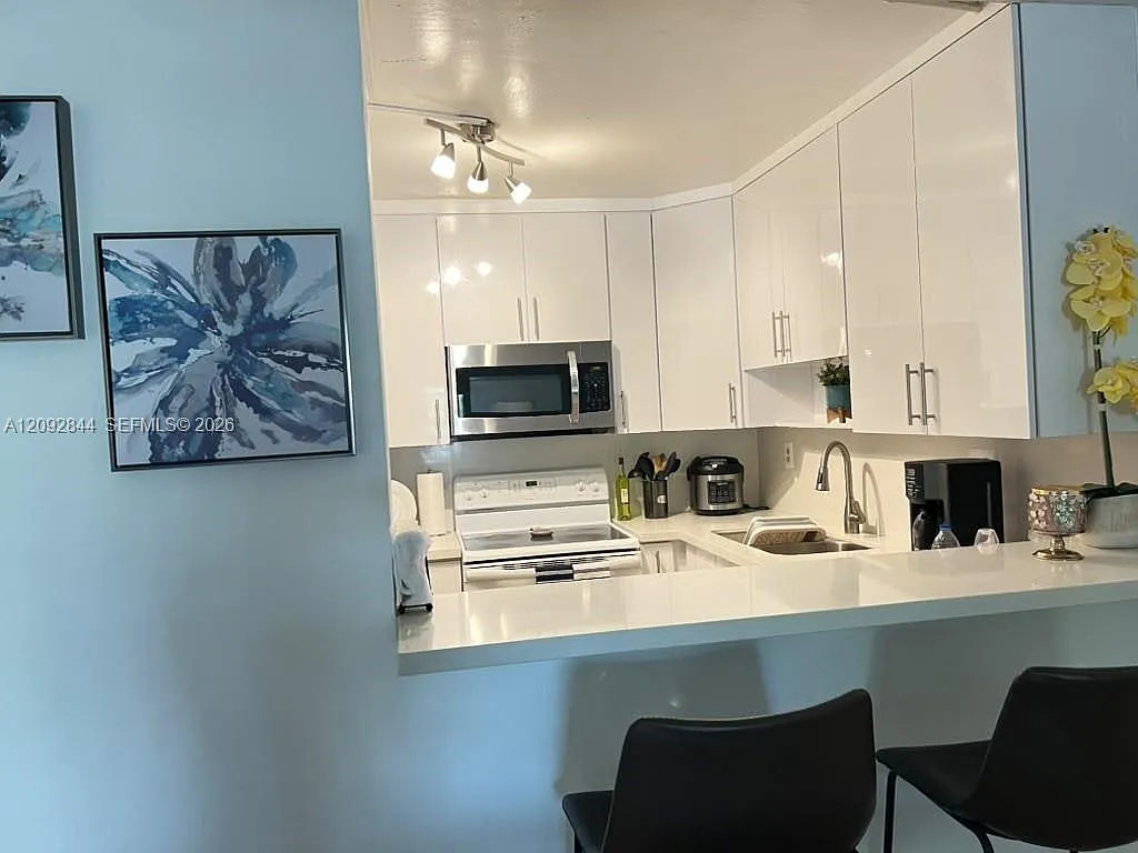Ramblewood East Condo — Photo 4