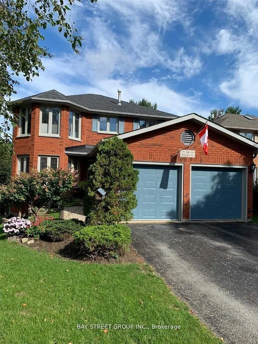 Photo 2 of 20 - 76 Mayfair Dr - Barrie, ON Building Photo - 76 Mayfair Dr
