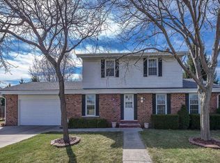 102 Holly Ln, South Milwaukee, WI 53172