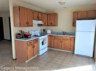 921 Pius Ln APT 2, Bettendorf, IA 52722