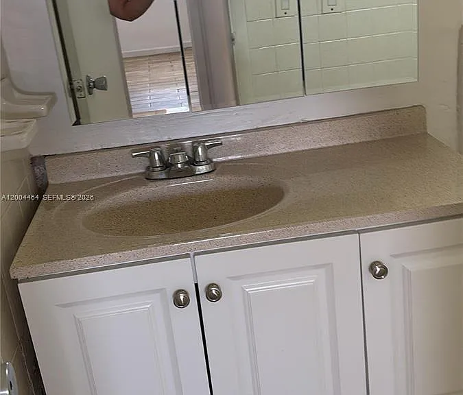 2415 Lincoln St #305 — Photo 18