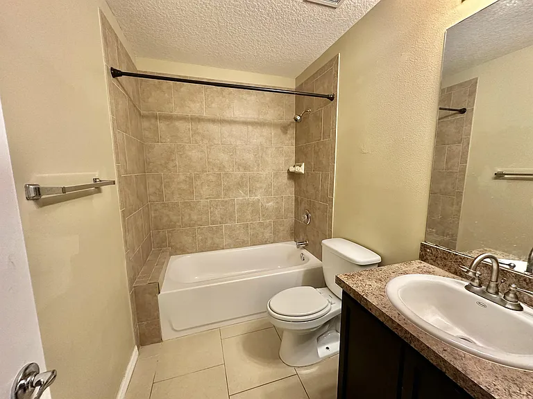 1013 King St — Photo 14