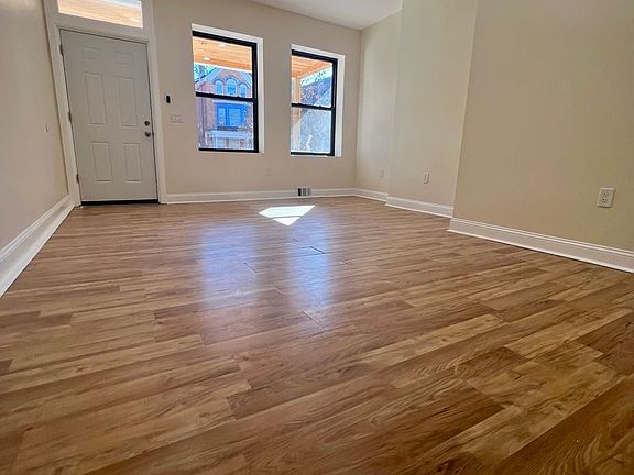 3rd image of 447 W Bringhurst St Unit 1