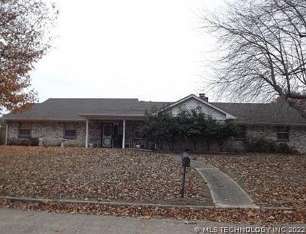 1st image of 2501 Margaret Lynn Ln N