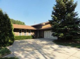16015 91st Ave, Orland Hills, IL 60487