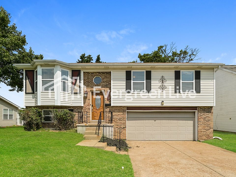 1st image of 9257 Cozens Ave
