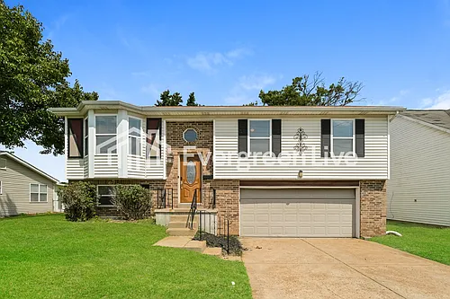 9257 Cozens Ave Photo 1