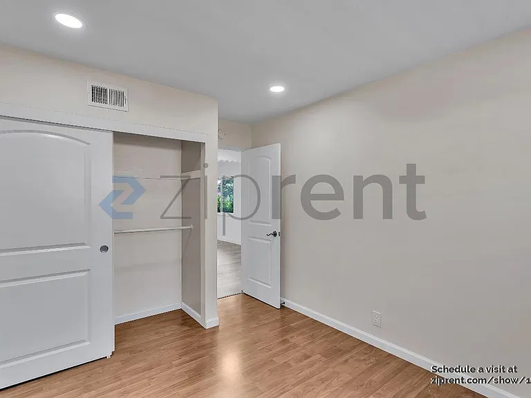 166 Madelia Pl — Photo 17