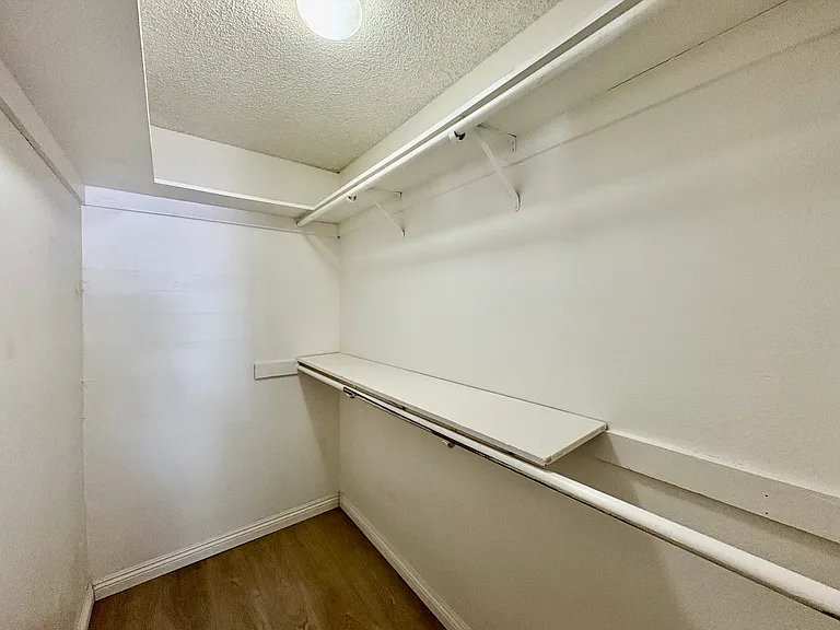 18645 Hatteras St #166 — Photo 17