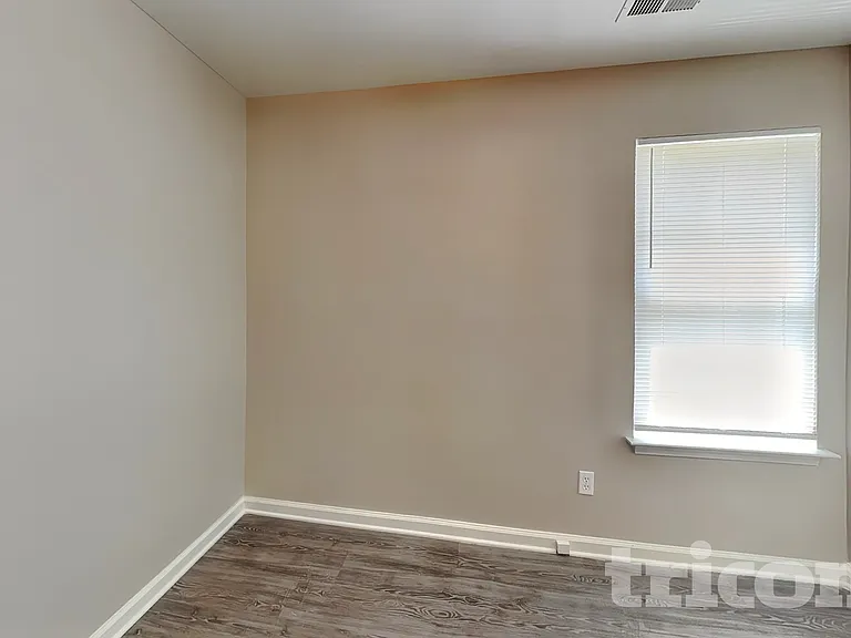 793 Sir Raleigh Dr — Photo 12