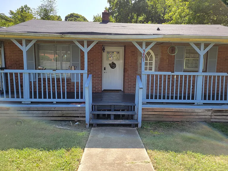 9401 Eleanor Dr — Photo 15