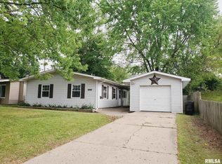 1420 Illinois St, Pekin, IL 61554