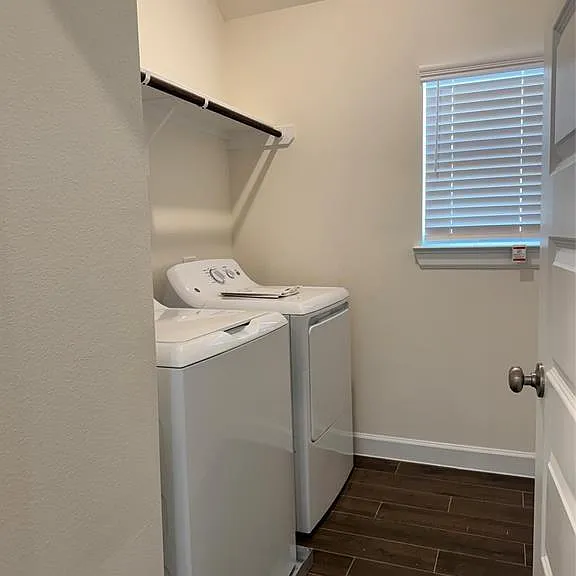 3208 La Rambla Dr — Photo 12