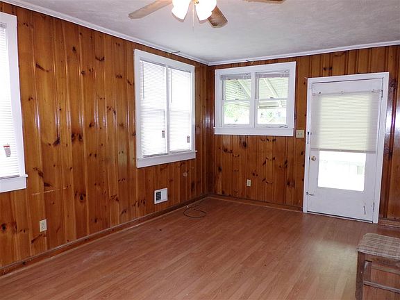 5th image of 7216 Lone Oak St