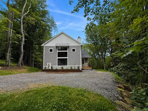 47 West Road, Wilmington, VT 05363