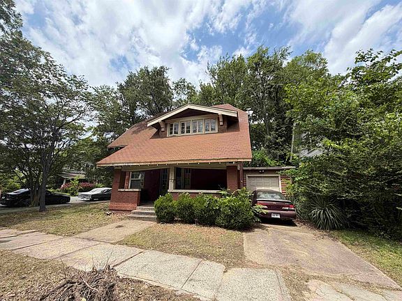 4th image of 224 W Daisy Bates Dr