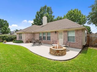 15834 Red Hill Trl, Houston, TX 77095