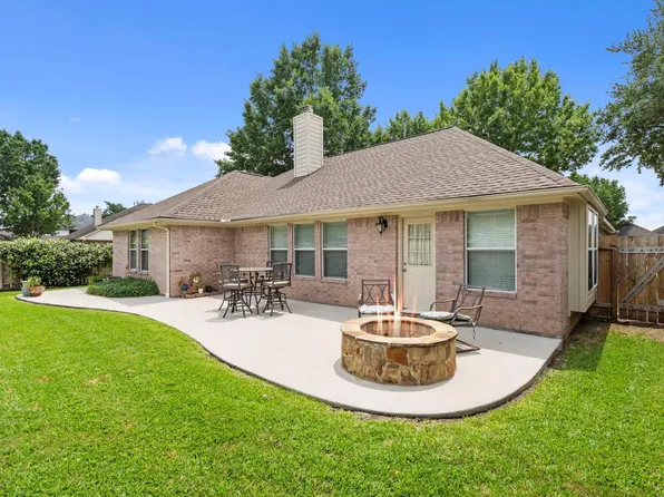 15834 Red Hill Trl, Houston, TX 77095
