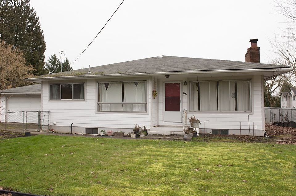 1st image of 1706 NE 112th St