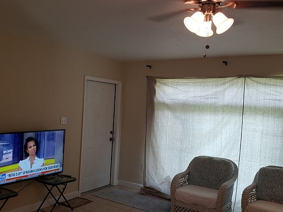 3rd image of 22191 Augusta Ave