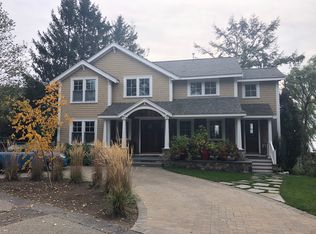 77 Bubier Rd, Marblehead, MA 01945