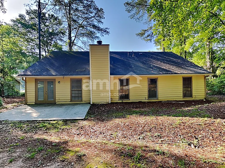 2442 Country Lake Ln — Photo 21