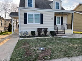 27 N 6th Ave, Manville, NJ