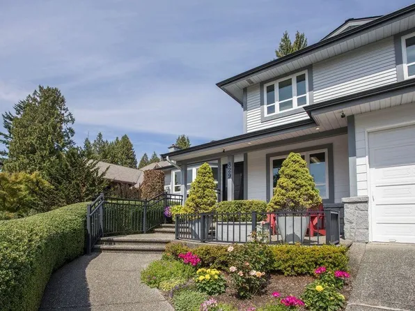 829 Alama Ave, Coquitlam, BC V3K 2Z8