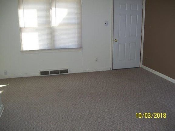 4th image of 1018 W A St