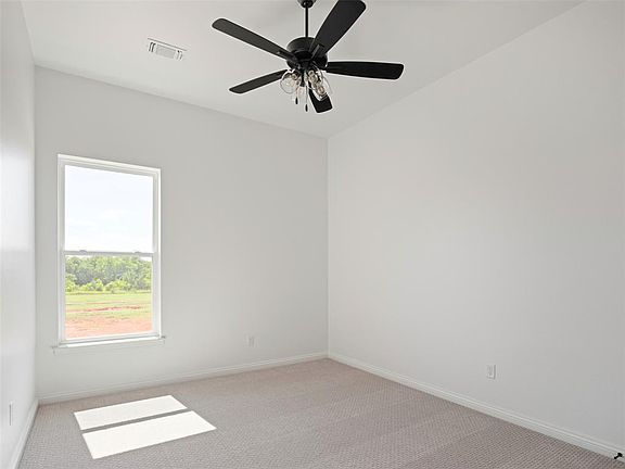 4th image of 509 Rapids Way
